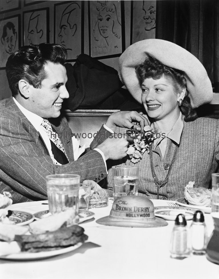 Lucille Ball & Desi Arnaz Brown Derby Restaurant Hollywood WM.jpg